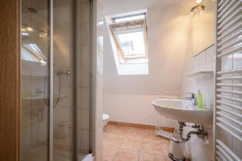 Hotel Zum Engel In Speyer - Roemerberg Berghausen  Екстериор снимка